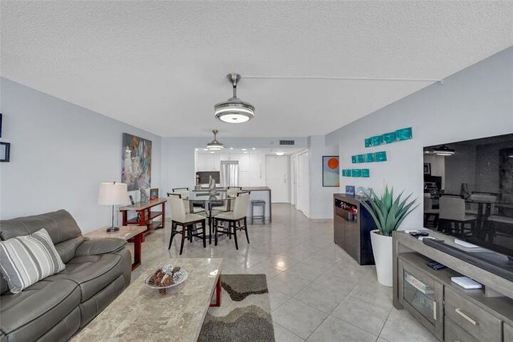 Property Photo: 3900 Galt Ocean Dr 114 FL 33308