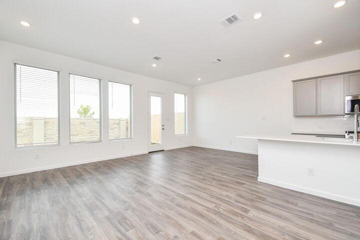 Property Photo:  5459 Holly Haven Ct  TX 77441 