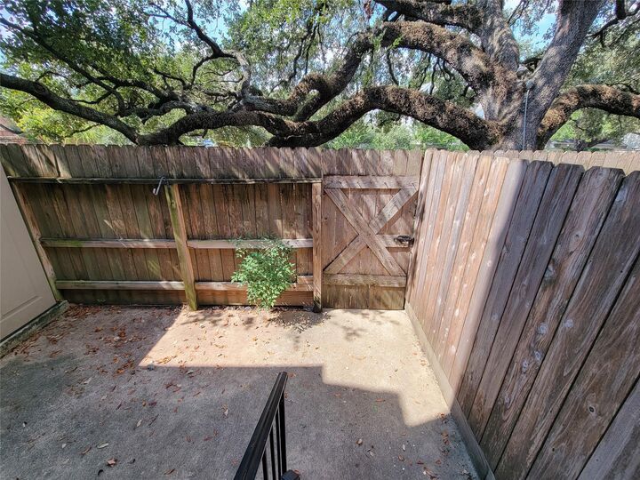 Property Photo: 1601 S Shepherd Drive 56 TX 77019
