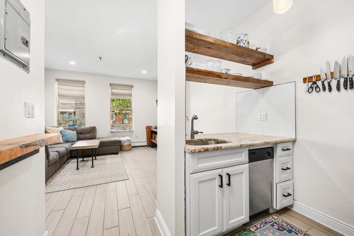 Property Photo: 54 Magnolia Ave 1*5 NJ 07306