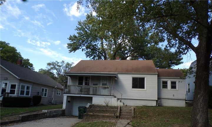 1208 Olive Street  Leavenworth KS 66048 photo