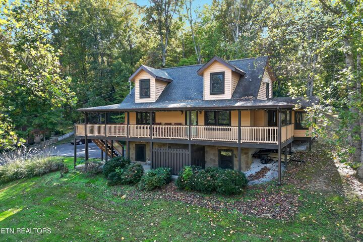 3131 Valley Home Rd  Sevierville TN 37862 photo