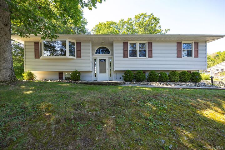 43 Briarcliff Avenue  Poughkeepsie NY 12603 photo