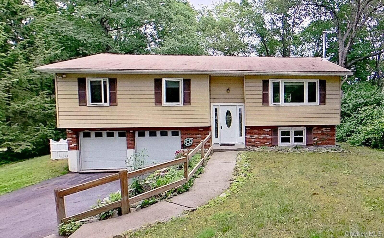 Property Photo:  81 Ritter Road  NY 12582 