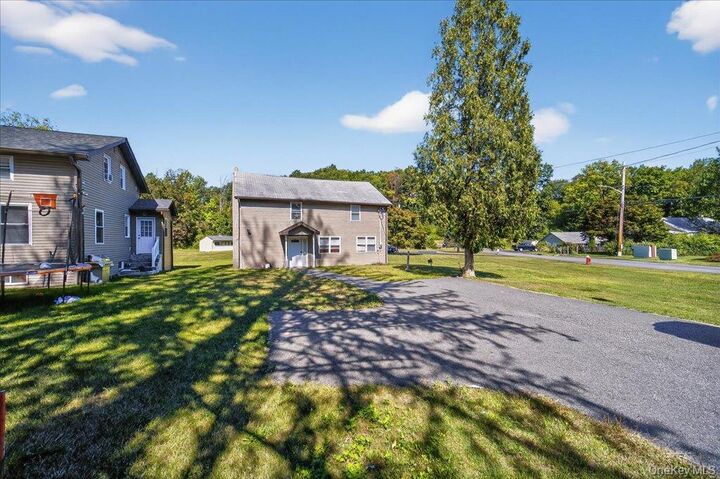 Property Photo:  431 Willow Grove Road  NY 10980 