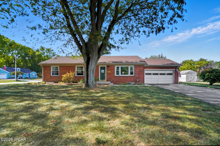 210 Eastown Park Row  Findlay OH 45840 photo
