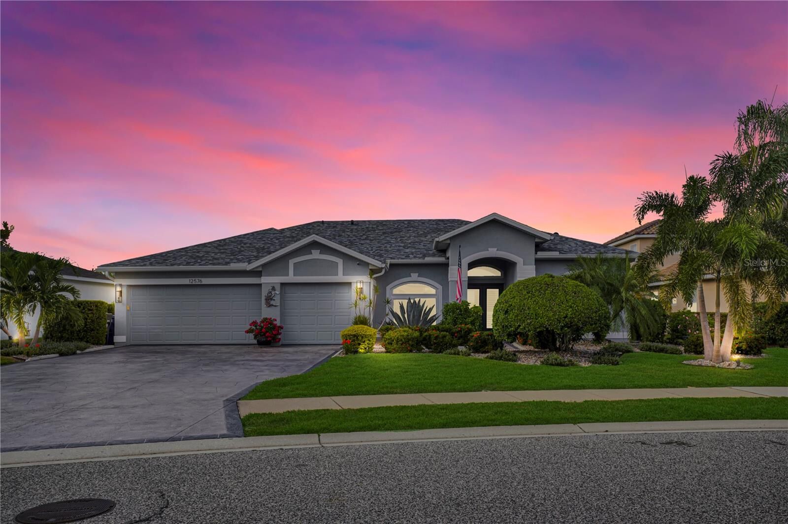 Property Photo:  12576 Natureview Circle  FL 34212 
