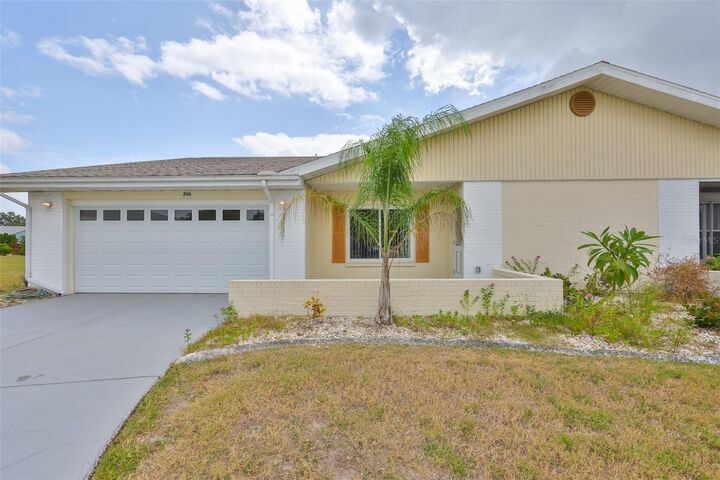 Property Photo:  206 Sola Lane  FL 33573 