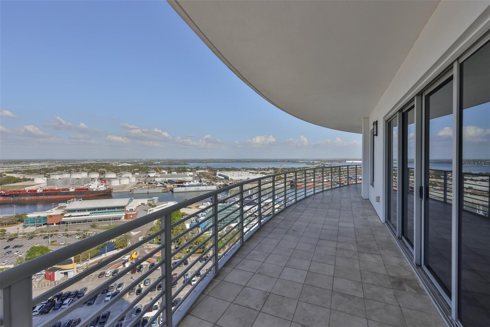 Property Photo:  1209 E Cumberland Avenue 2404  FL 33602 