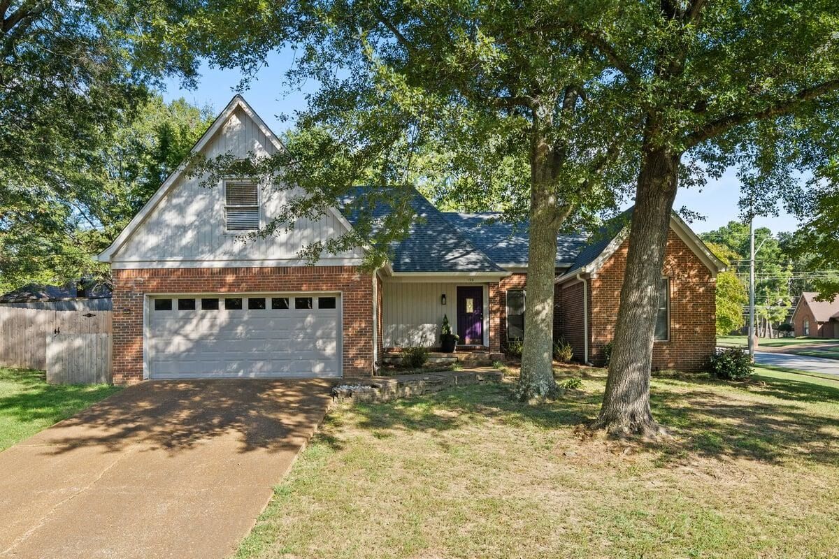 Property Photo:  196 E Rhonda Cir  TN 38018 