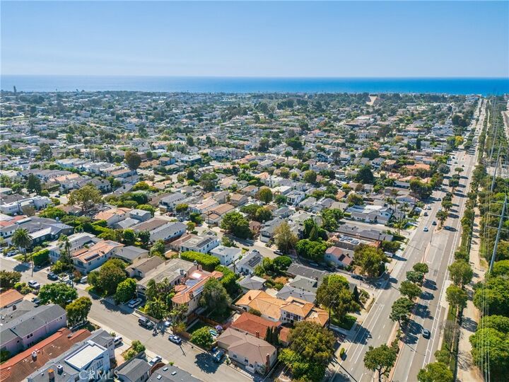 Property Photo:  944 Rosecrans  CA 90266 