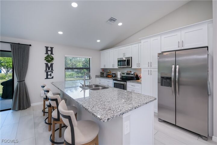 Property Photo:  4118 11th Street SW  FL 33976 