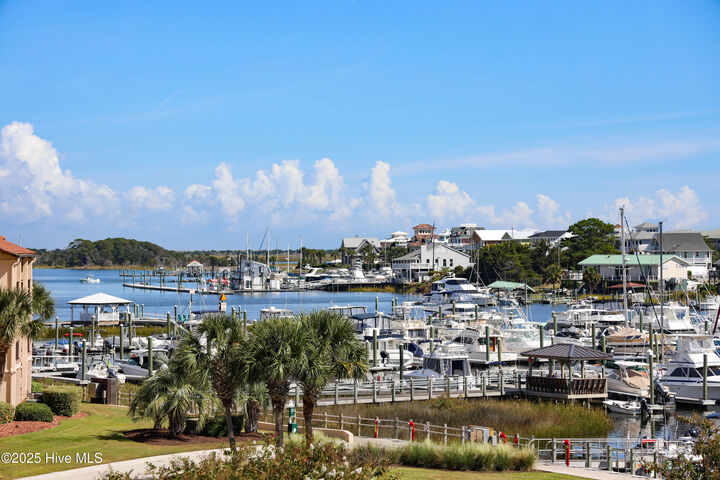 Property Photo:  112 Green Turtle Lane  NC 28428 