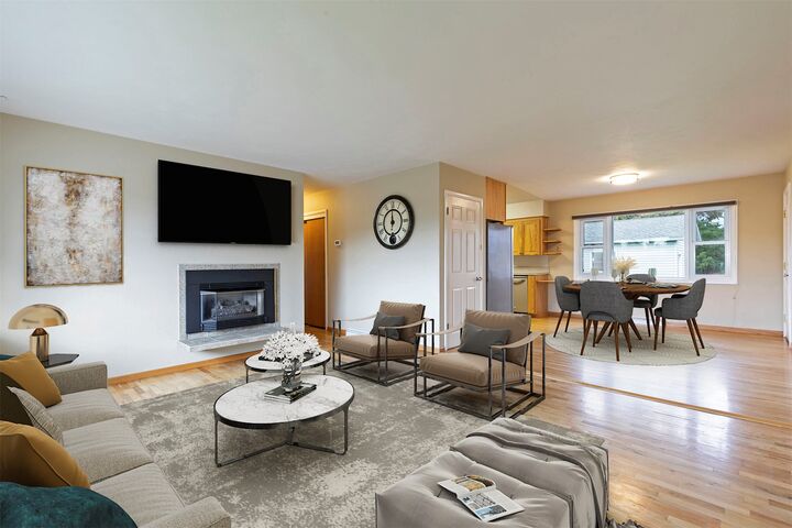 Property Photo:  2406 S 5th Street W  MT 59801 