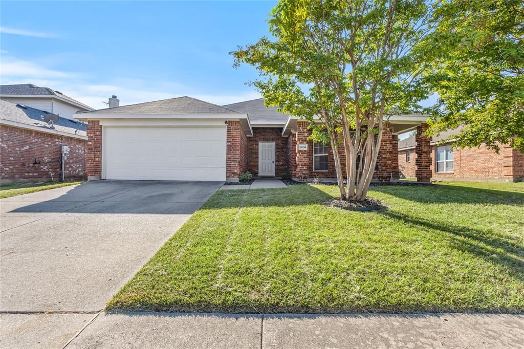 Property Photo: 2604 Spencer Circle TX 75189