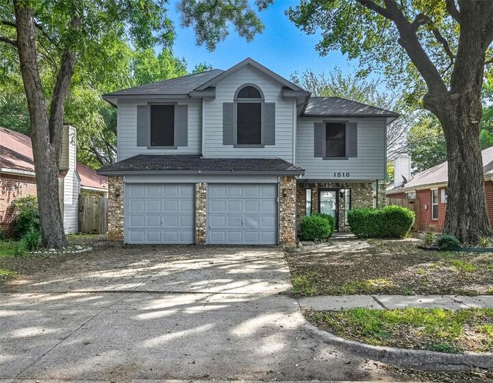 1516 Allen Drive  Cedar Hill TX 75104 photo