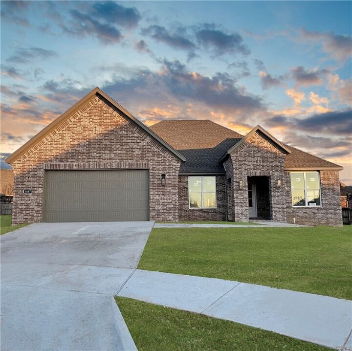 2921 N Chapel Drive  Fayetteville AR 72704 photo