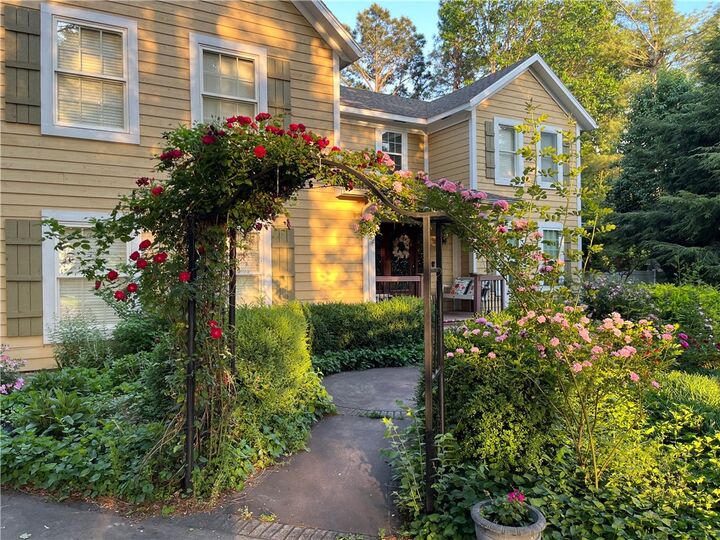 Property Photo: 1311 Concord Street AR 72745