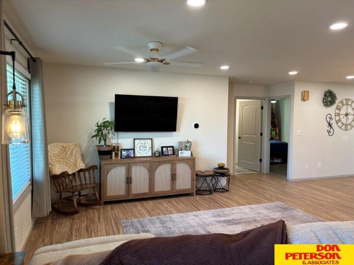 Property Photo: 106 S Cedar Avenue NE 68739