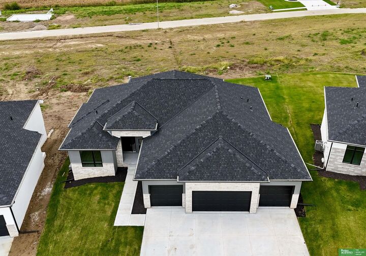 Property Photo:  5618 N 198th Street  NE 68022 