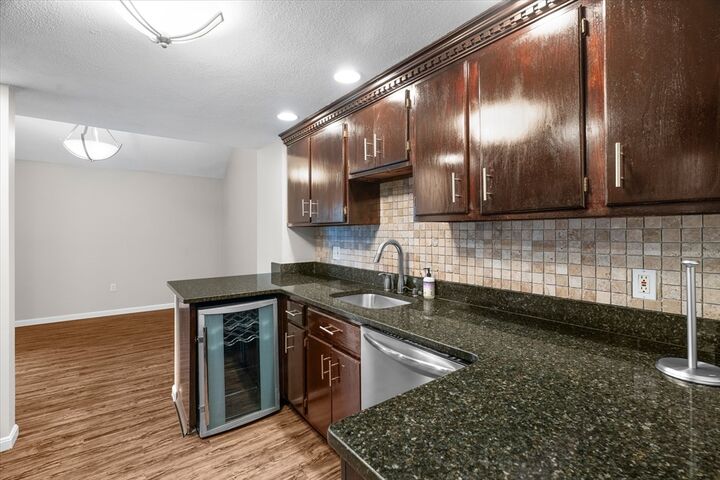 Property Photo:  1100 Salem Street 46  MA 01940 
