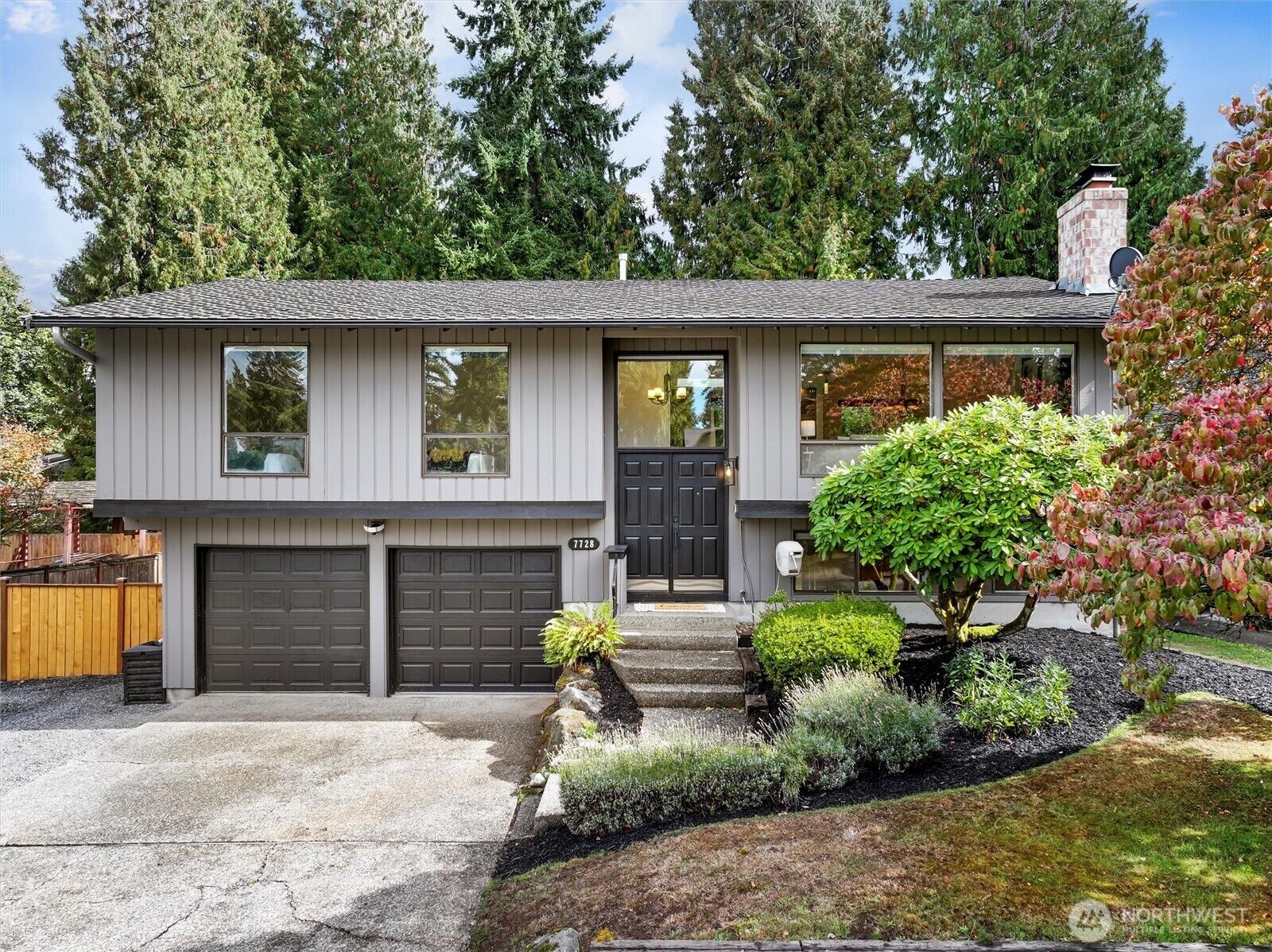 Property Photo:  7728  131st Avenue NE  WA 98033 