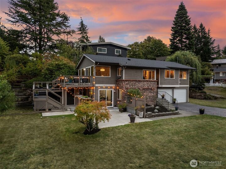Property Photo:  2738 NW 90th Street  WA 98117 