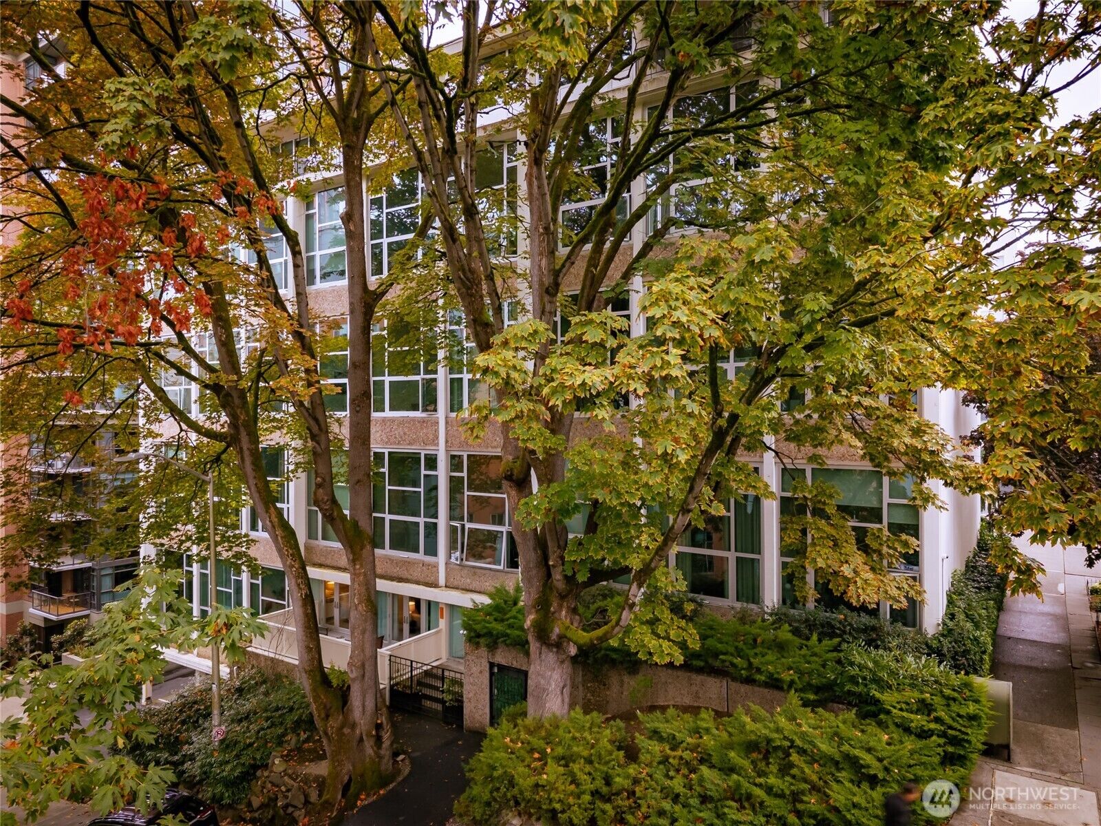 Property Photo:  1000  Union Street 401  WA 98101 