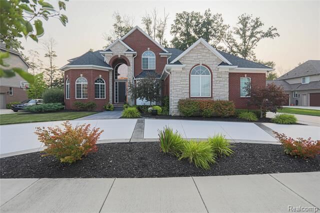 Property Photo:  55761 Timbers Edge Drive  MI 48316 