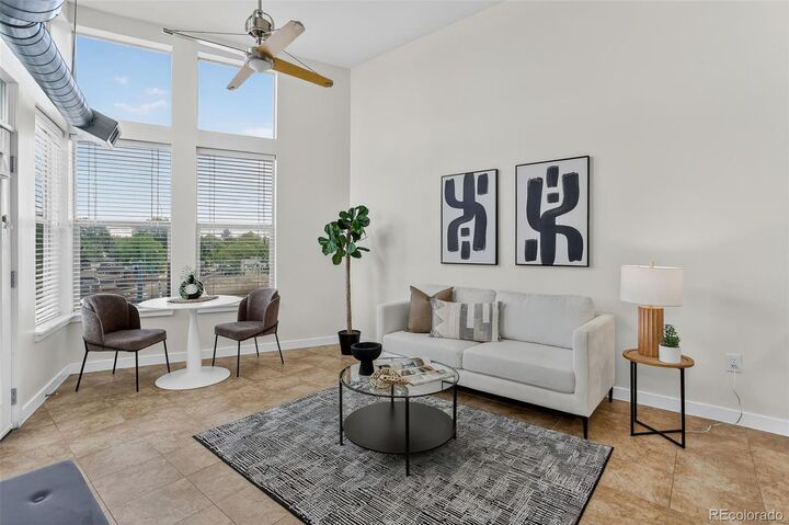 Property Photo: 1313 S Clarkson Street 405 CO 80210