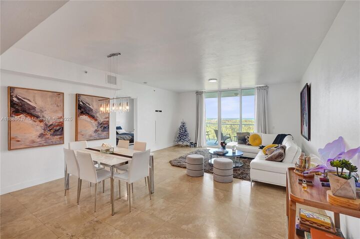 Property Photo: 14951 Royal Oaks Ln 1704 FL 33181