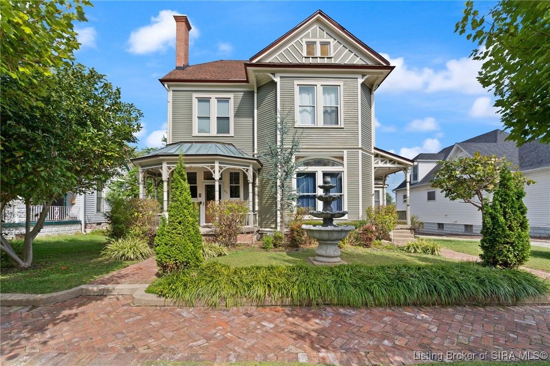 Property Photo:  830 Cedar Bough Place  IN 47150 