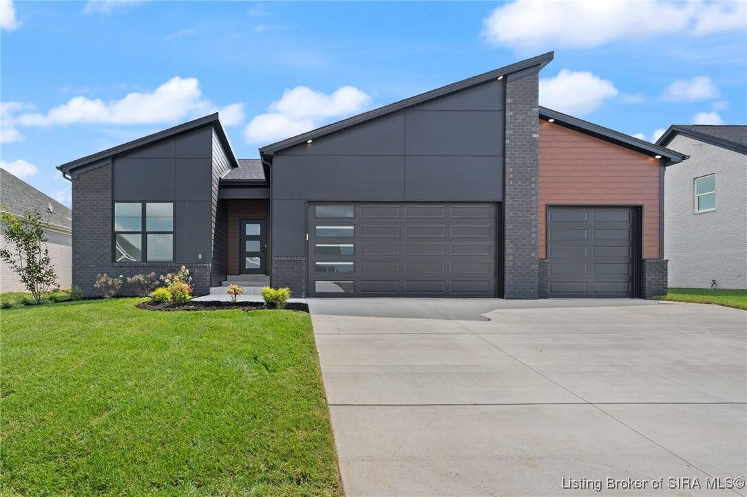 Property Photo: 7642 Melrose Lane Lot 546 IN 47111