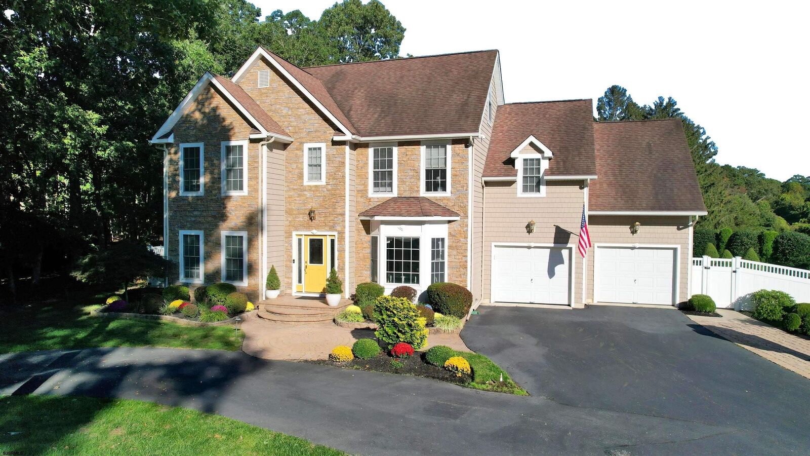 Property Photo: 243 Ivystone Ct NJ 08205