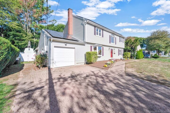 Property Photo:  156 Meadow Street  CT 06461 