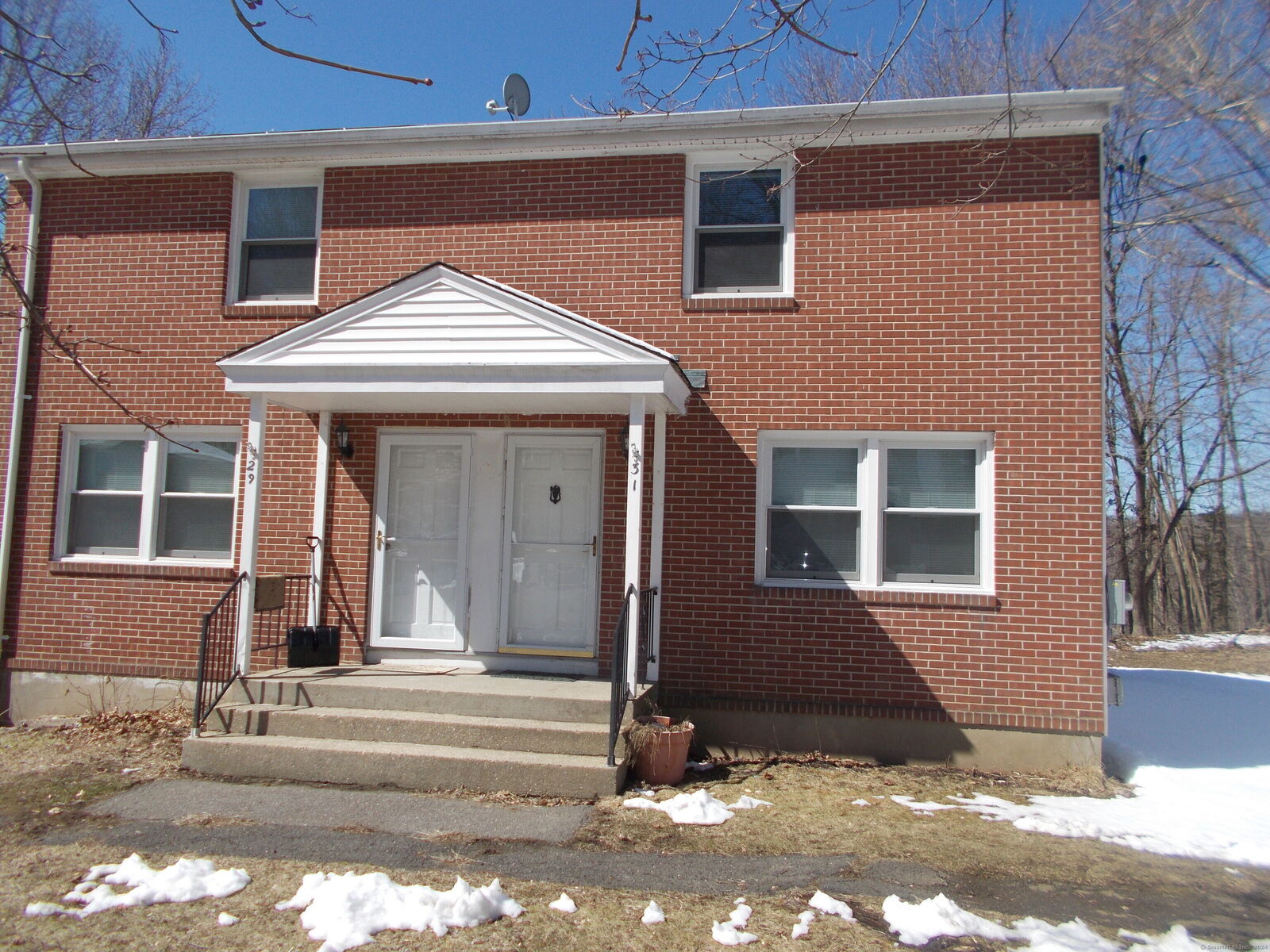 Property Photo:  29 Benton Street  CT 06098 