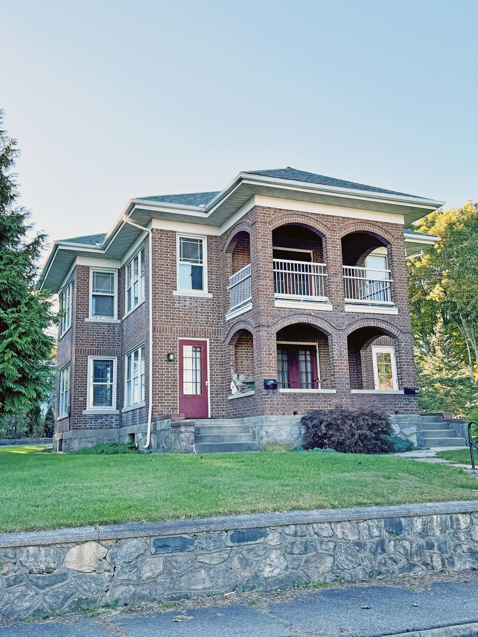 Property Photo:  244 Hawthorne Terrace  CT 06790 