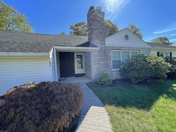 Property Photo: 82 North High Street CT 06413