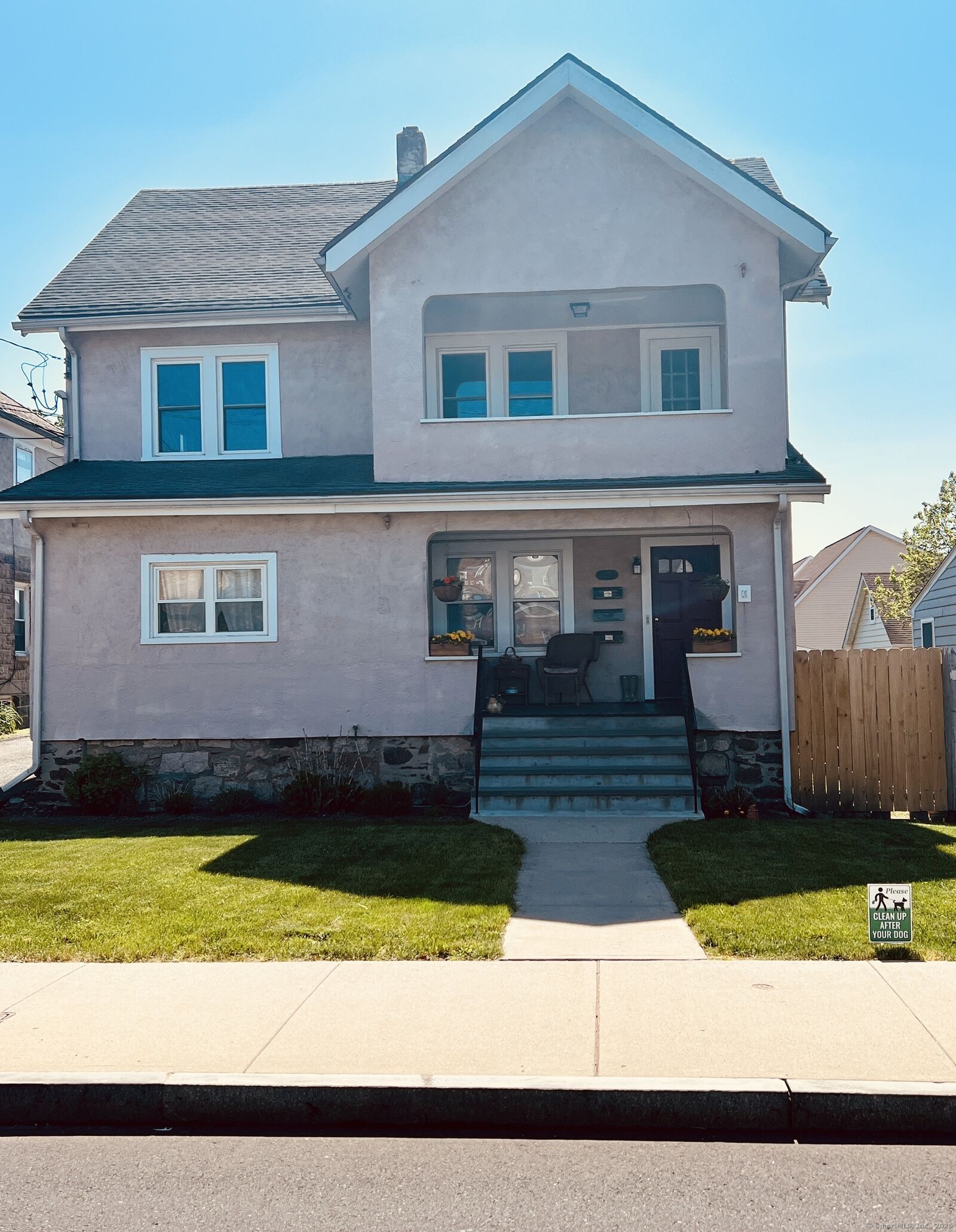 Property Photo: 225 Hamilton Avenue 3 CT 06830