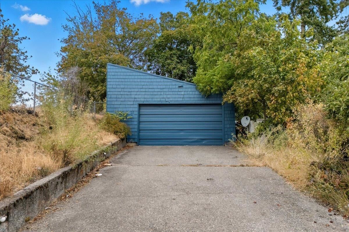 Property Photo: 2828 S Garfield St WA 99203