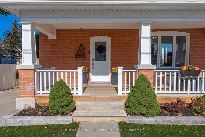 Photo de la propriété: 13 Wilbur Street ON L7J 2C3