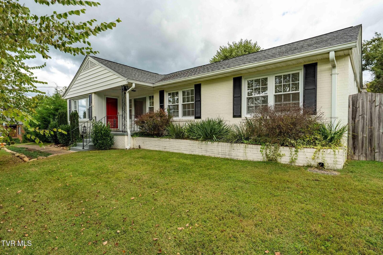 Property Photo: 1502 Baxter Street TN 37601