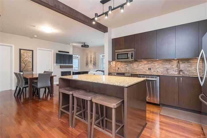 Property Photo: 1395 Bear Mountain Pkwy #302 BC V9B 0E1