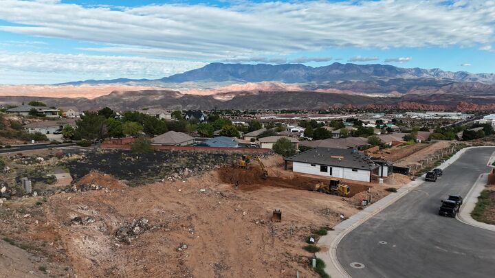 Property Photo:  414 S 2250 W 28  UT 84737