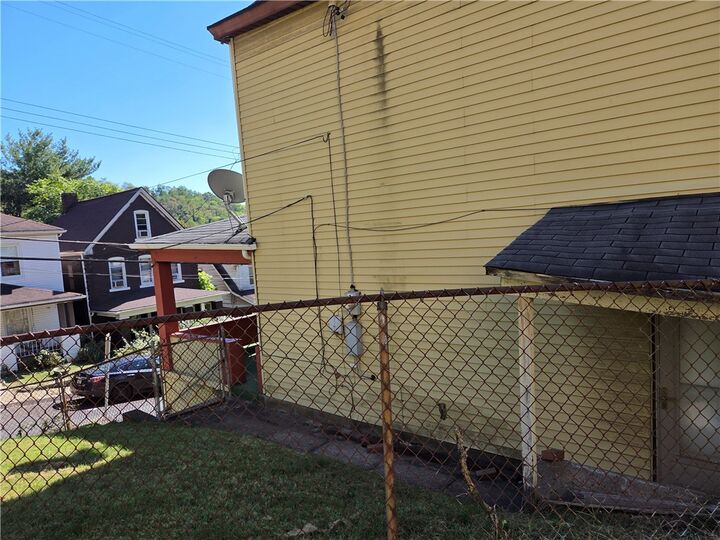 Property Photo: 8425 Dersam Street PA 15235