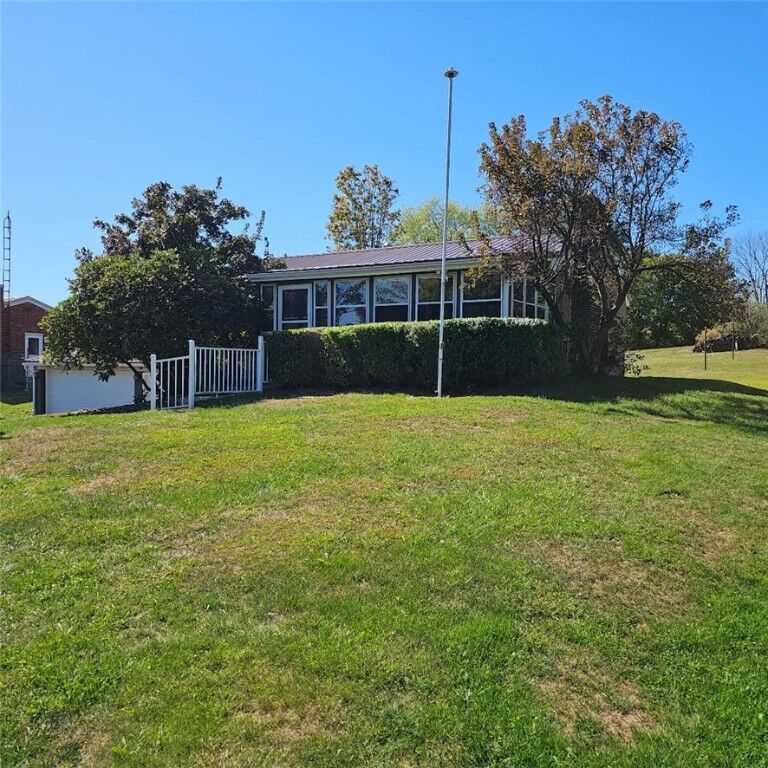 Property Photo: 695 Maxine Drive PA 15010