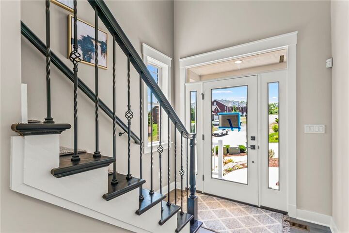 Property Photo: 108 Anderson Station PA 15367