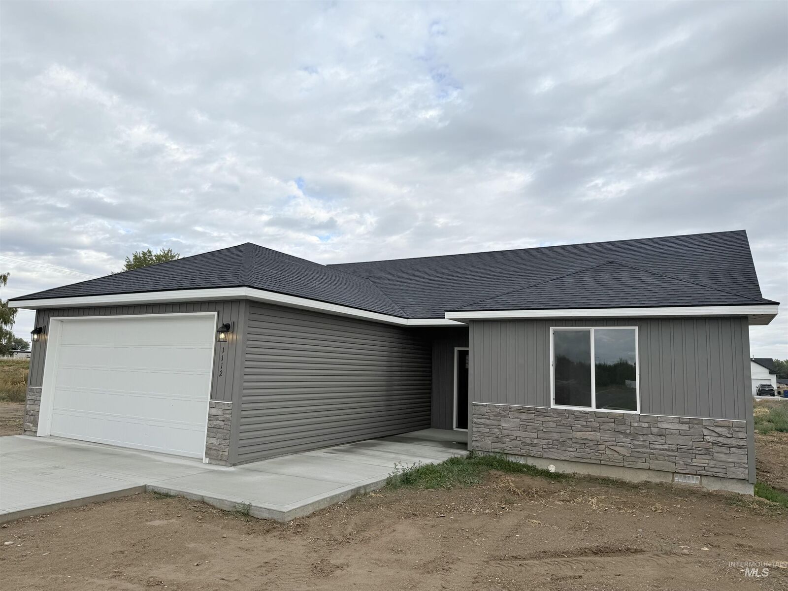 Property Photo: 1112 13th St. ID 83350