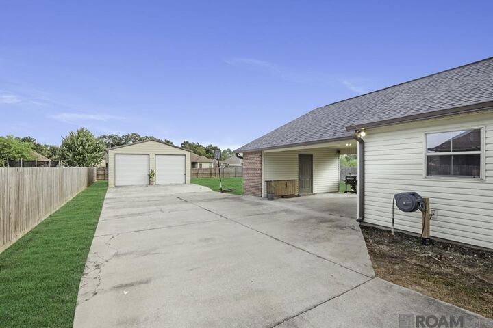 Property Photo: 38540 La Hwy 929 LA 70769