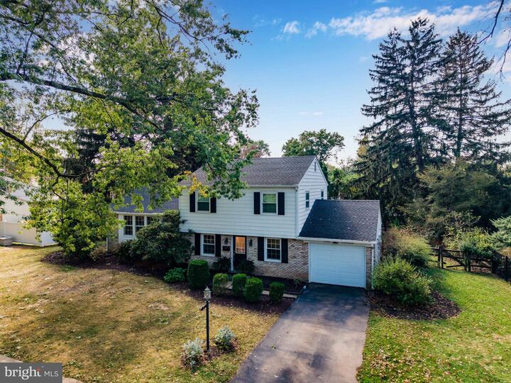 Property Photo:  414 Deerfield Road  PA 17011 
